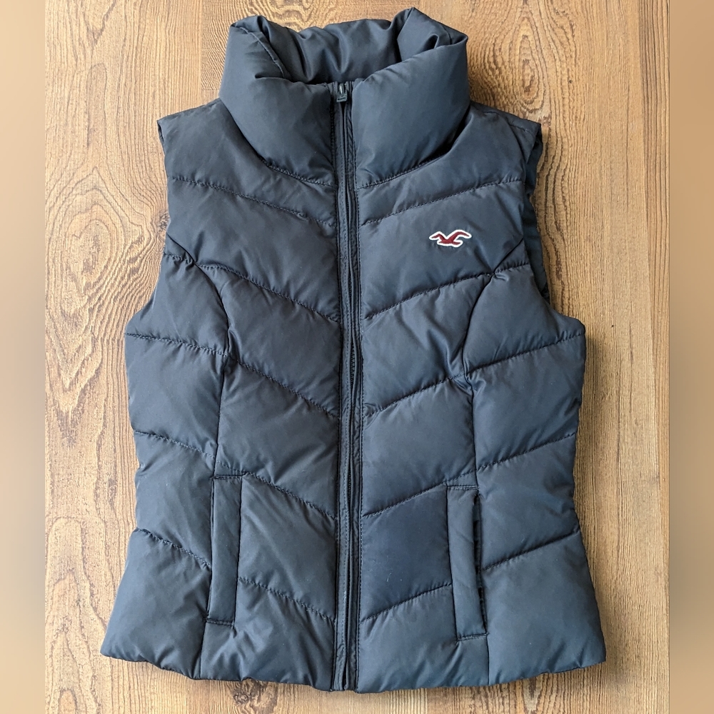 Hollister Puffer Vest